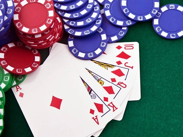 the basics 바카라사이트리스트 of casino hold ’em poker